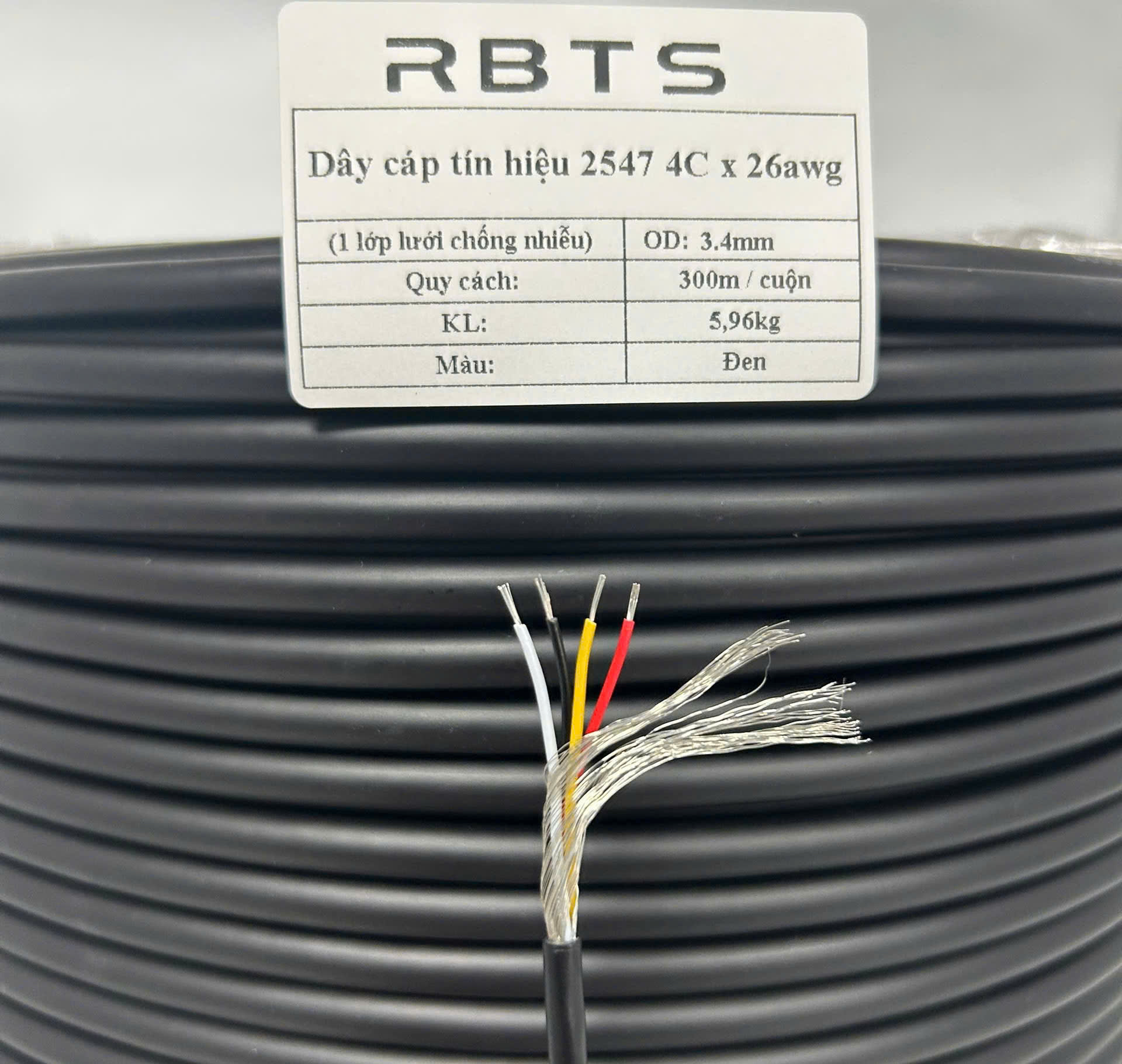 Cáp tín hiệu điều khiển có 1 lớp lưới chống nhiễu 2547 4C26AWG - RBTS